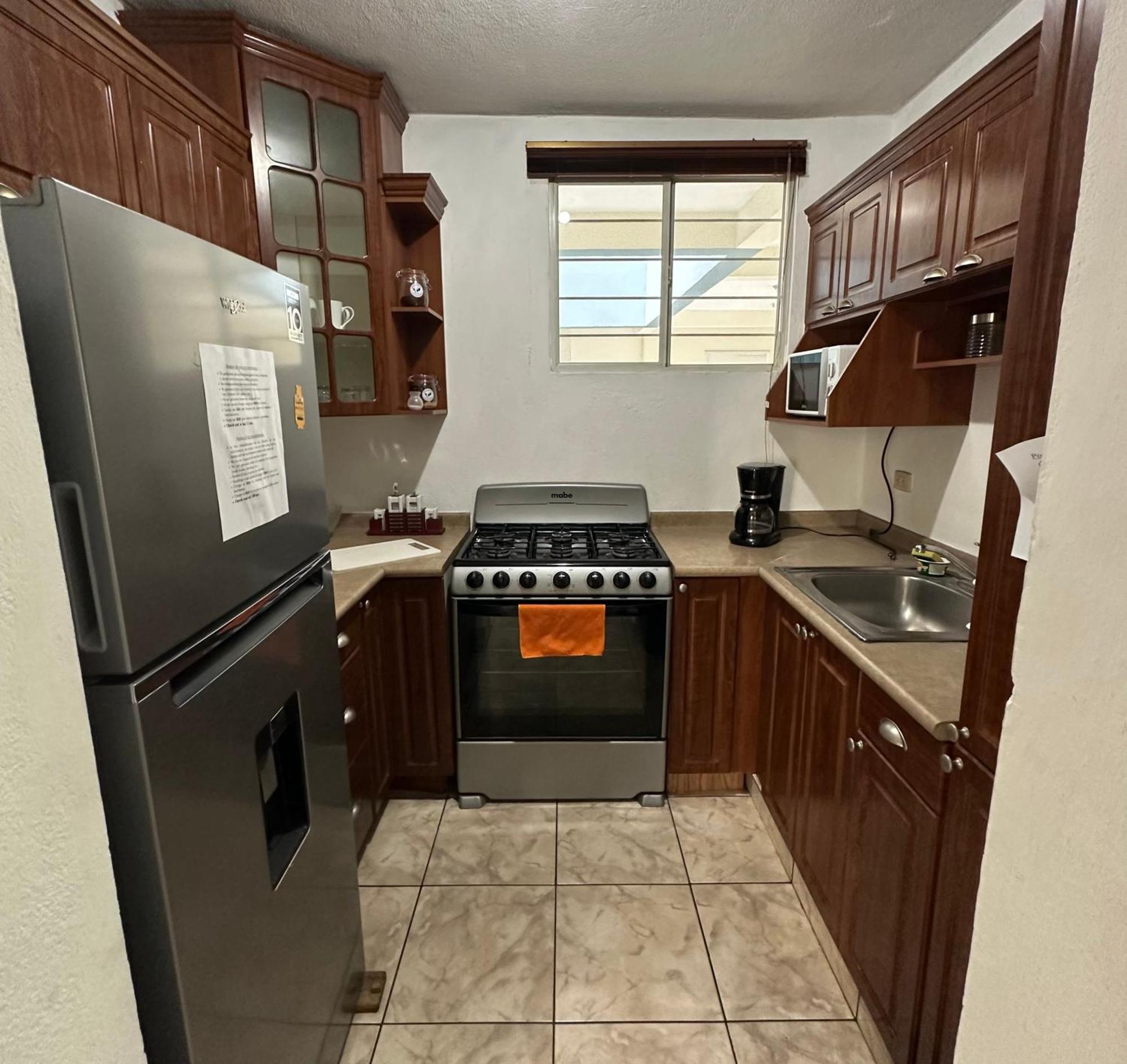 San Benito Apartamento Para 6 Сан Салвадор Екстериор снимка